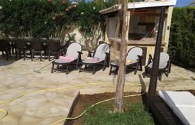 4-zimmer villa in Alicante, Spanien. 3 200 €  pro Woche