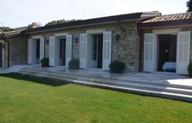 Villa – Castiglione della Pescaia, Toskana, Italien. 2 700 000 €