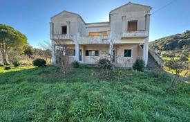 4-zimmer stadthaus auf Korfu (Kerkyra), Griechenland. 330 000 €