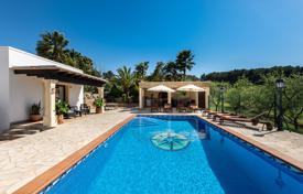 Villa – Ibiza, Balearen, Spanien. 4 700 €  pro Woche