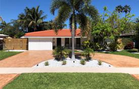 Haus in der Stadt – Pompano Beach, Florida, Vereinigte Staaten. $750 000
