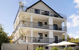 8-zimmer villa 424 m² in Tivat city, Montenegro. 1 295 000 €