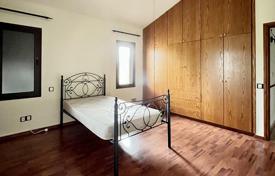 3-zimmer einfamilienhaus 317 m² in Nicosia, Zypern. 370 000 €