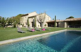 5-zimmer einfamilienhaus in Provence-Alpes-Côte d'Azur, Frankreich. 11 700 €  pro Woche