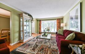 10-zimmer haus in der stadt in Scarborough, Kanada. C$1 422 000