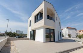5-zimmer haus in der stadt 191 m² in Srima, Kroatien. 690 000 €