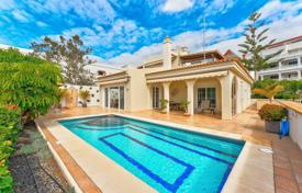 4-zimmer villa 320 m² in Costa Adeje, Spanien. 5 200 000 €