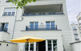 4-zimmer wohnung 222 m² in Düsseldorf, Deutschland. 1 800 000 €