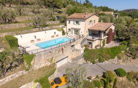 6-zimmer villa in Tourrettes-sur-Loup, Frankreich. 1 090 000 €