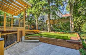 11-zimmer haus in der stadt in North York, Kanada. C$2 655 000