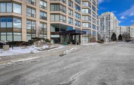 2-zimmer wohnung in Lake Shore Boulevard West, Kanada. C$929 000