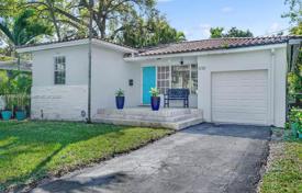 Haus in der Stadt – Coral Gables, Florida, Vereinigte Staaten. $1 649 000