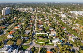 Grundstück – North Bayshore Drive, Miami, Florida,  Vereinigte Staaten. $2 000 000