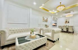4-zimmer villa 300 m² in Pattaya, Thailand. $358 000