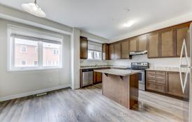 7-zimmer stadthaus in Scarborough, Kanada. C$1 533 000