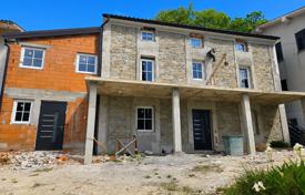 2-zimmer einfamilienhaus 70 m² in Izola, Slowenien. 449 000 €
