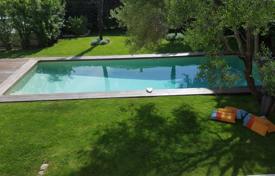 Villa – Antibes, Côte d'Azur, Frankreich. 9 300 €  pro Woche