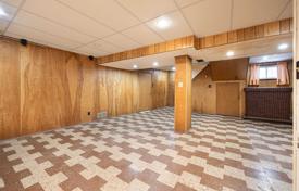 5-zimmer haus in der stadt in Scarborough, Kanada. C$1 285 000