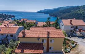 7-zimmer haus in der stadt 200 m² in Rabac, Kroatien. 649 000 €