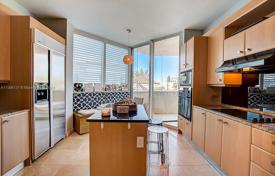 3-zimmer appartements in eigentumswohnungen 217 m² in Miami Beach, Vereinigte Staaten. $2 395 000