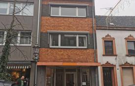 Haus in der stadt 298 m² in Willich, Deutschland. 608 000 €