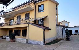15-zimmer haus in der stadt 420 m² in Poreč, Kroatien. 780 000 €