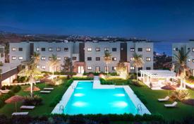 Wohnung – Estepona, Andalusien, Spanien. 332 000 €