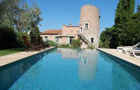 Villa – Antibes, Côte d'Azur, Frankreich. 4 500 €  pro Woche