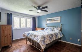 18-zimmer haus in der stadt in Scarborough, Kanada. C$1 916 000