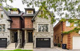 Haus in der Stadt – Etobicoke, Toronto, Ontario,  Kanada. C$1 736 000