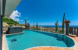 Villa – Adeje, Santa Cruz de Tenerife, Kanarische Inseln (Kanaren),  Spanien. 3 710 000 €