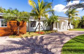 Wohnung – Miami Beach, Florida, Vereinigte Staaten. 3 260 €  pro Woche