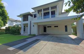 4-zimmer einfamilienhaus in Nonthaburi, Thailand. $1 398 000