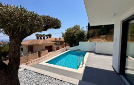 3-zimmer chalet 280 m² in Lloret de Mar, Spanien. 795 000 €