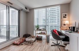 4-zimmer wohnung in Yonge Street, Kanada. C$778 000