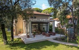 12-zimmer landgut 314 m² in Camaiore, Italien. 1 850 000 €