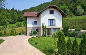 Einfamilienhaus – Litija, Slowenien. 529 000 €
