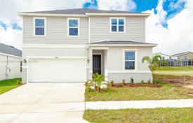 5-zimmer haus in der stadt 249 m² in Kissimmee, Vereinigte Staaten. $555 000
