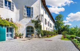 Schloss 200 m² in Turin, Italien. Price on request