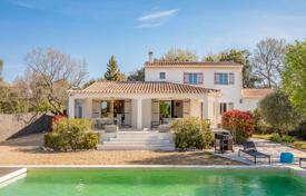 5-zimmer villa in Cabrières-d'Avignon, Frankreich. 1 060 000 €