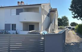 3-zimmer wohnung 104 m² in Šišan, Kroatien. 281 000 €