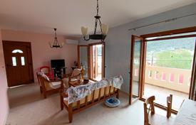 2-zimmer stadthaus 144 m² in Euböa, Griechenland. 300 000 €