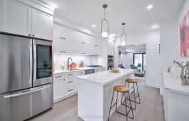 8-zimmer stadthaus in Old Toronto, Kanada. C$2 019 000