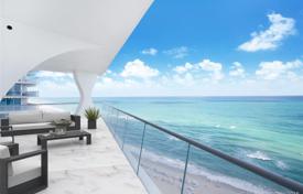 Neubauwohnung – Collins Avenue, Miami, Florida,  Vereinigte Staaten. 3 645 000 €