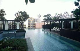 2-zimmer appartements in eigentumswohnungen in Huai Khwang, Thailand. $264 000