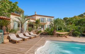 8-zimmer villa in La Londe-les-Maures, Frankreich. 2 000 000 €