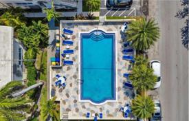 Eigentumswohnung – North Miami Beach, Florida, Vereinigte Staaten. $350 000