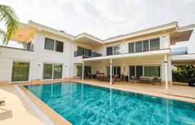 6-zimmer villa 450 m² in Döşemealtı, Türkei. 111 056 000 TRY