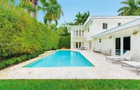 Villa – Miami Beach, Florida, Vereinigte Staaten. 3 025 000 €
