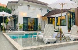 4-zimmer villa 390 m² in Pattaya, Thailand. $656 000
